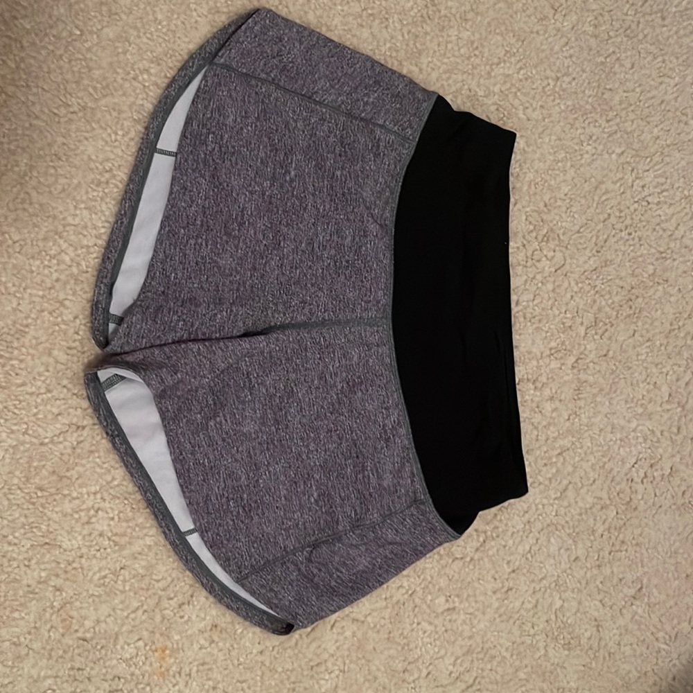 Lululemon speed up shorts sz 2 mid rise 4”